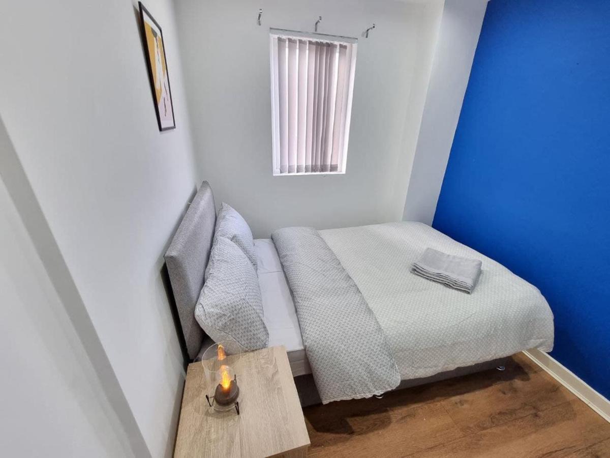 Charming Accommodation Steps From Downtown Liverpool Buitenkant foto